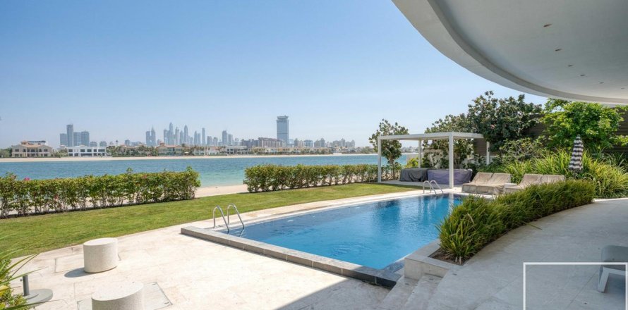 5 غرفة نوم  فيلا في Signature Villas, الإمارات العربية المتحدة رقم 194324