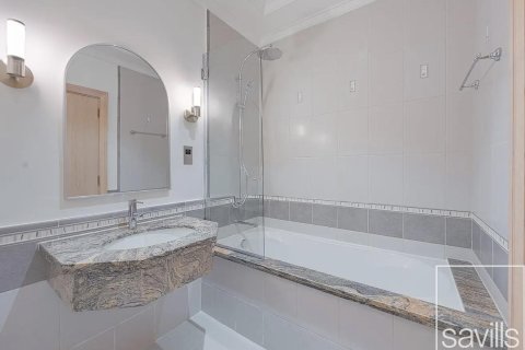 Villa de 5 dormitorios en Garden Homes, UAE No. 194321 15