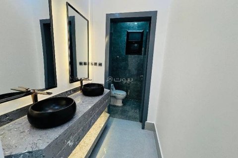 4 bedrooms Apartment in Riyadh, Saudi Arabia No. 99691 11