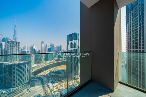 2 bedrooms Apartment in Business Bay, UAE No. 129533 18