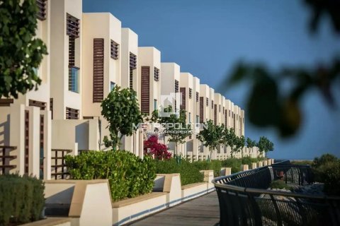 Townhouse de 2 chambres à Mina Al Arab, UAE No. 129534 11
