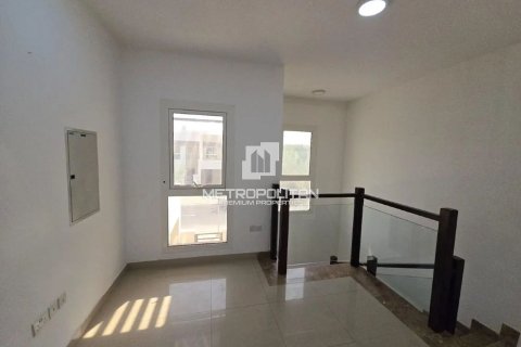 Townhouse de 2 chambres à Mina Al Arab, UAE No. 129534 4