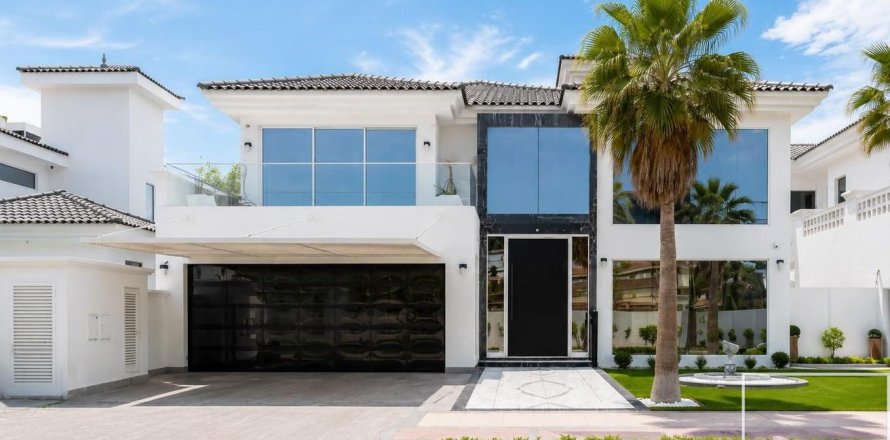 5 غرفة نوم  فيلا في Garden Homes, الإمارات العربية المتحدة رقم 194359