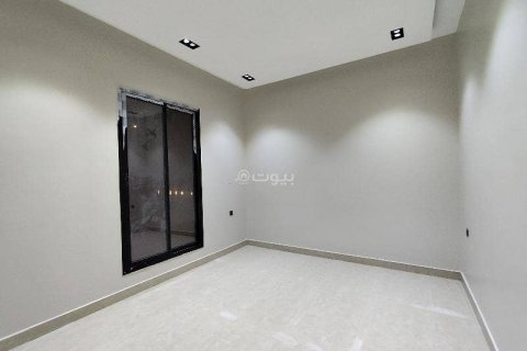 Villa de 6 dormitorios en Riyadh, Saudi Arabia No. 59990 13