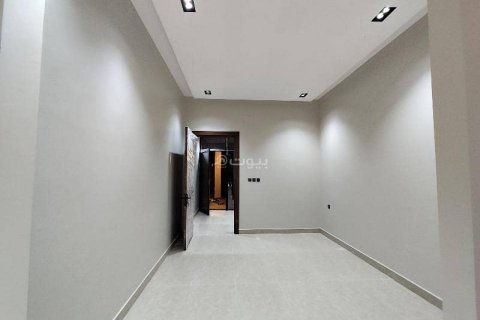 Villa de 6 dormitorios en Riyadh, Saudi Arabia No. 59990 6