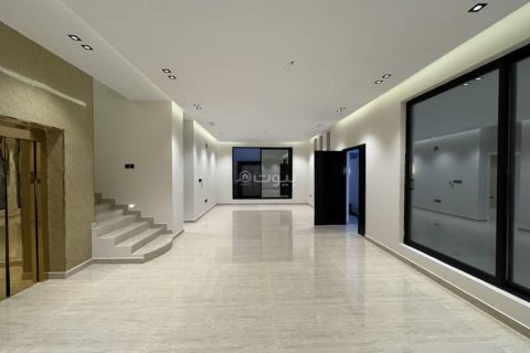 Villa de 4 chambres à Khobar, Saudi Arabia No. 59986 9