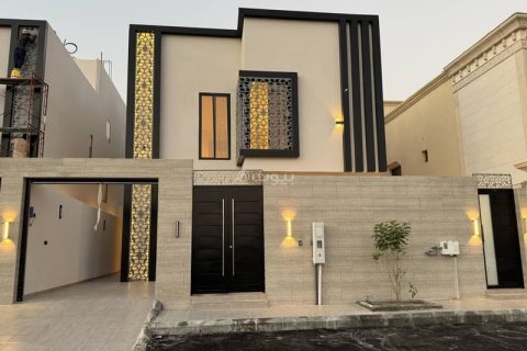 4 bedrooms Villa in Khobar, Saudi Arabia No. 59986