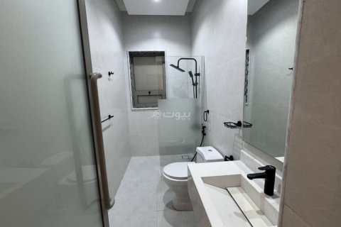 Villa de 4 dormitorios en Khobar, Saudi Arabia No. 59985 10