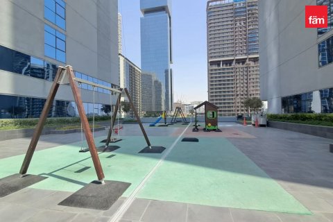 2 bedrooms Apartment in Dubai, UAE No. 186257 10