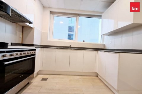 2 bedrooms Apartment in Dubai, UAE No. 186257 6