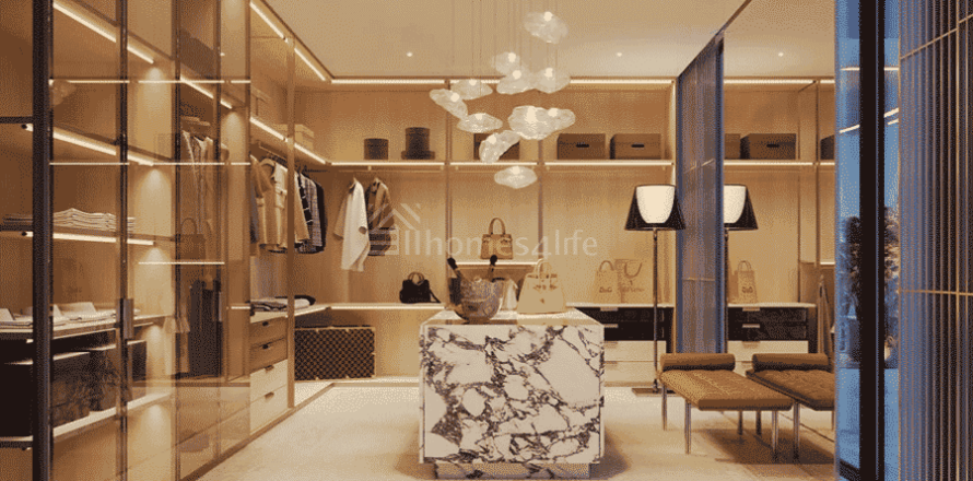 5 bedrooms Penthouse in Dubai, UAE No. 166692