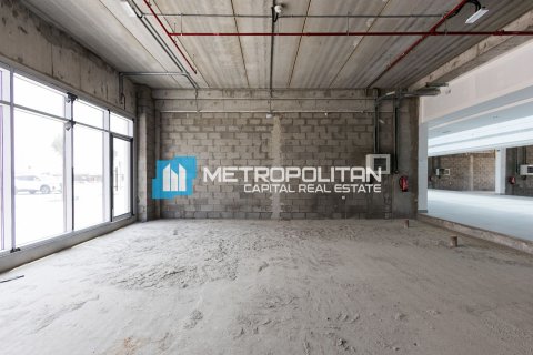 Shop de 58.6m² à Khalifa City, UAE No. 141177