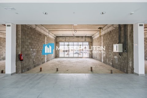 Shop de 63.1m² à Khalifa City, UAE No. 141178