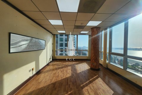 Office de 220.7m² à Corniche Road, UAE No. 24767 11