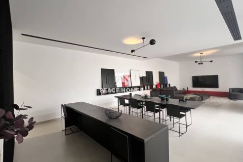 Вилла с 4 спальнями в Tilal City, ОАЭ №14967 6