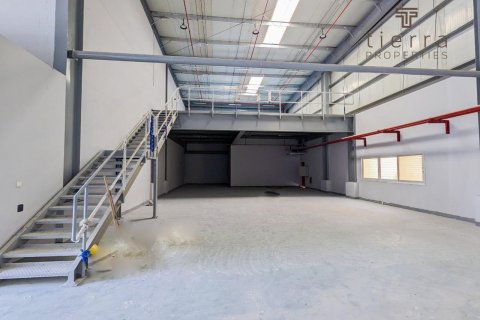 1579.3m² Warehouse in Al Barsha South, UAE No. 47660