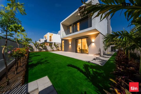 4 bedrooms Villa in Dubai, UAE No. 160787