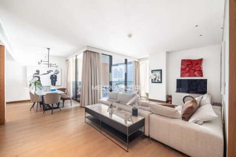 Apartment de 2 dormitorios en Jumeirah Bay Island, UAE No. 129744