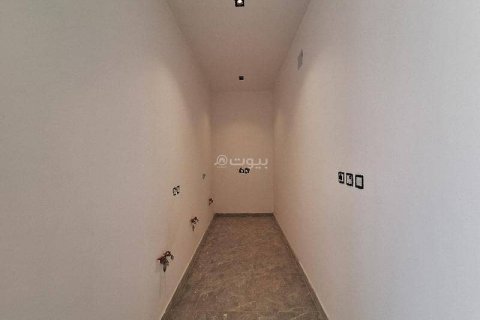 Villa de 5 chambres à Riyadh, Saudi Arabia No. 60227 23