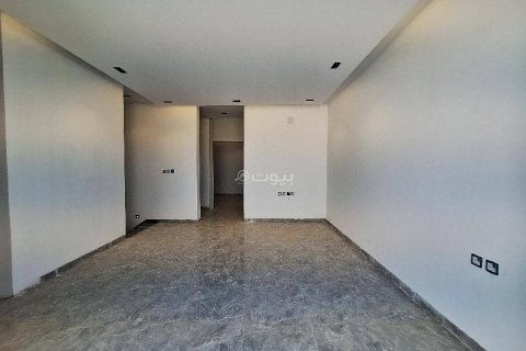 Villa de 5 chambres à Riyadh, Saudi Arabia No. 60227 25