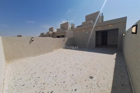 Villa de 5 chambres à Riyadh, Saudi Arabia No. 60227 27