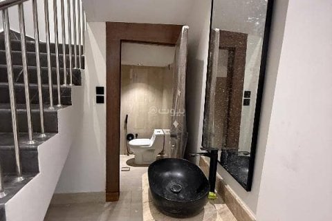 Villa de 5 dormitorios en Riyadh, Saudi Arabia No. 67350 6