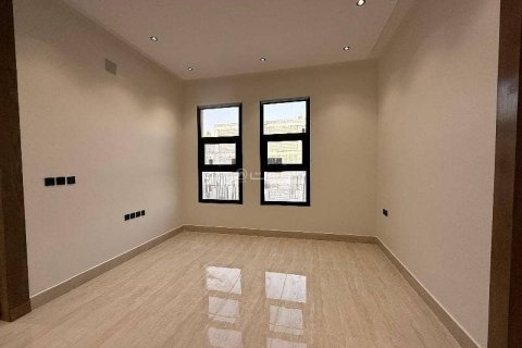 Villa de 5 dormitorios en Riyadh, Saudi Arabia No. 67350 17