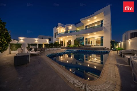 5 bedrooms Villa in Al Barsha, UAE No. 168025