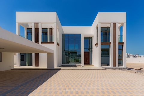 5 bedrooms Villa in Abu Dhabi, UAE No. 208650