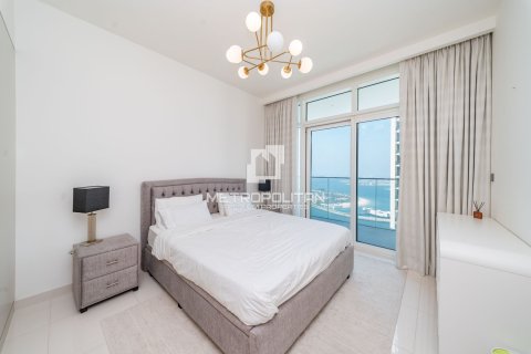Appartement de 2 chambres à EMAAR Beachfront, UAE No. 128973