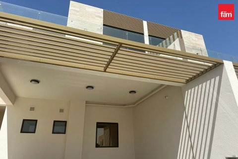 4 bedrooms Townhouse in Dubai, UAE No. 207987