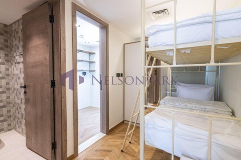 5 bedrooms Villa in Doha, Qatar No. 56728 16