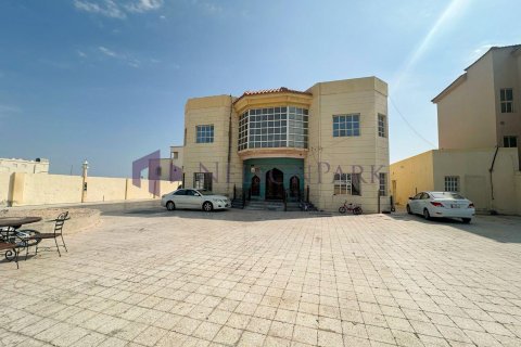 8 غرفة نوم  فيلا في الدوحة, Qatar رقم 56712