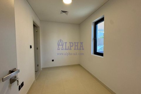 Townhouse de 2 chambres à Al Hamra Village, UAE No. 156222 11