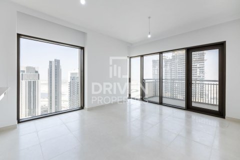 Квартира с 2 спальнями в Creekside 18, ОАЭ №209386