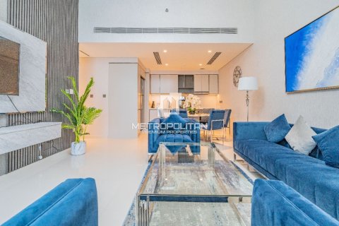 Appartement de 2 chambres à EMAAR Beachfront, UAE No. 128243