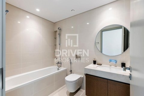 Apartment de 2 dormitorios en EMAAR Beachfront, UAE No. 192349 11
