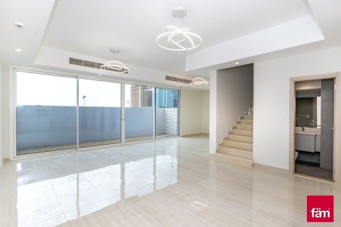 4 غرف نوم تاون هاوس في Dubai Sports City, الإمارات العربية المتحدة رقم 208498