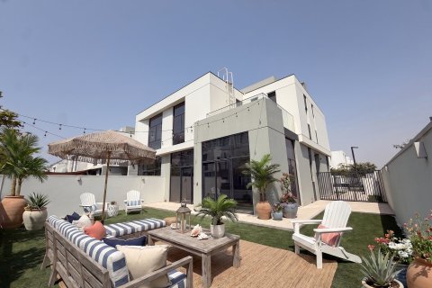 Townhouse de 4 chambres à Dubai, UAE No. 210458