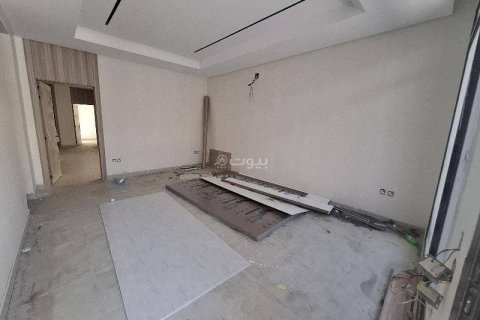 4 bedrooms Apartment in Riyadh, Saudi Arabia No. 68001 5