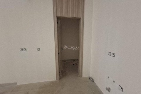 4 bedrooms Apartment in Riyadh, Saudi Arabia No. 68001 9