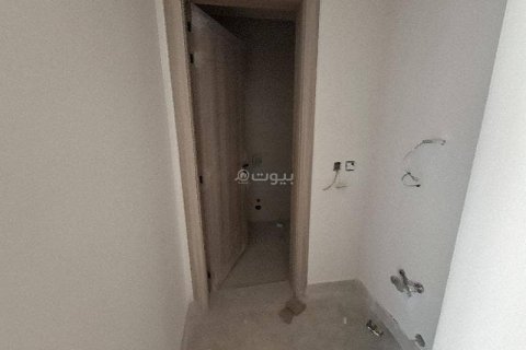 4 bedrooms Apartment in Riyadh, Saudi Arabia No. 68001 6