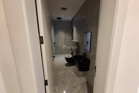 Villa de 5 chambres à Riyadh, Saudi Arabia No. 68000 21