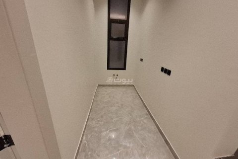 Villa de 5 chambres à Riyadh, Saudi Arabia No. 68000 18