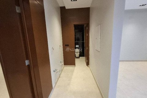 Квартира с 4 спальнями в Эр-Рияд, Саудовская Аравия №68002 6