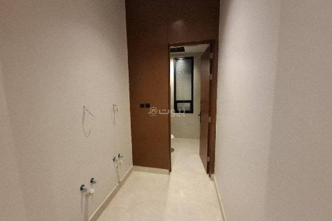 Квартира с 4 спальнями в Эр-Рияд, Саудовская Аравия №68002 11