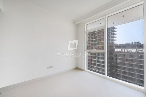 Квартира с 1 спальней в EMAAR Beachfront, ОАЭ №130218 15