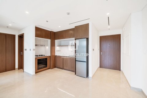 Квартира с 1 спальней в EMAAR Beachfront, ОАЭ №130218 6