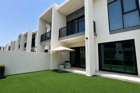 Townhouse de 3 dormitorios en Dubai, UAE No. 183457
