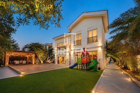 4 bedrooms Villa in District One, UAE No. 209211